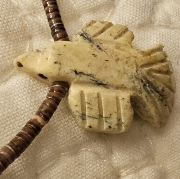 1980s Hand Carved Navajo Fetish Necklace by Navajo Artist Ron Upshaw - Picture 6 of 11